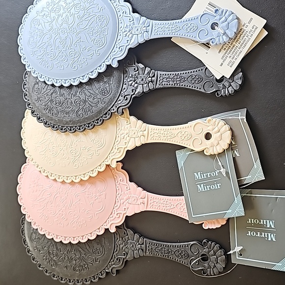 Hand held mirrors - Picture 2 of 3